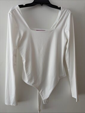 Fame and Partners White Long-Sleeve Scoop Neck Bodysuit